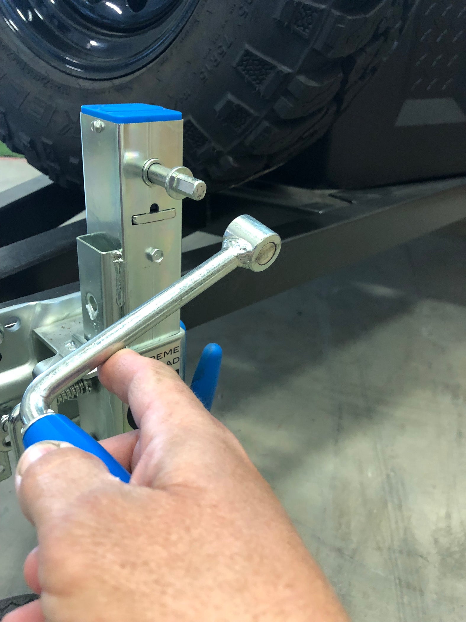 XO500 Off Road Trailer Jockey Wheel — Bushranger Trailer Gear